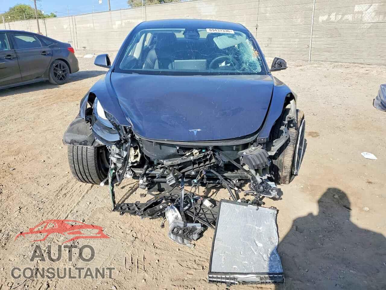 TESLA MODEL 3 2021 - 5YJ3E1EA1MF940076