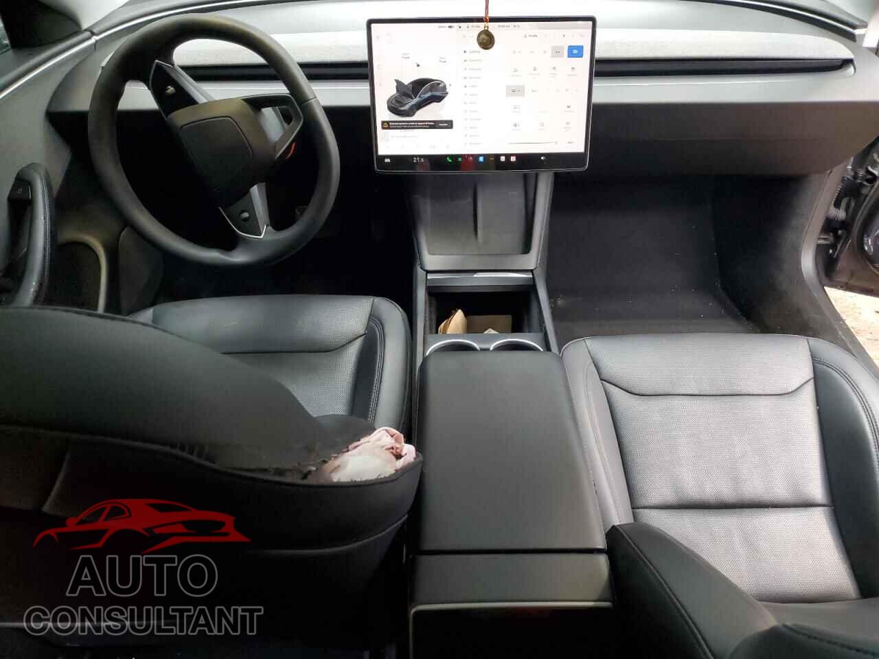 TESLA MODEL 3 2024 - 5YJ3E1EA8RF833890