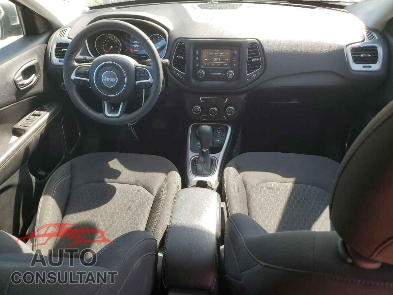 JEEP COMPASS 2018 - 3C4NJDAB2JT454247