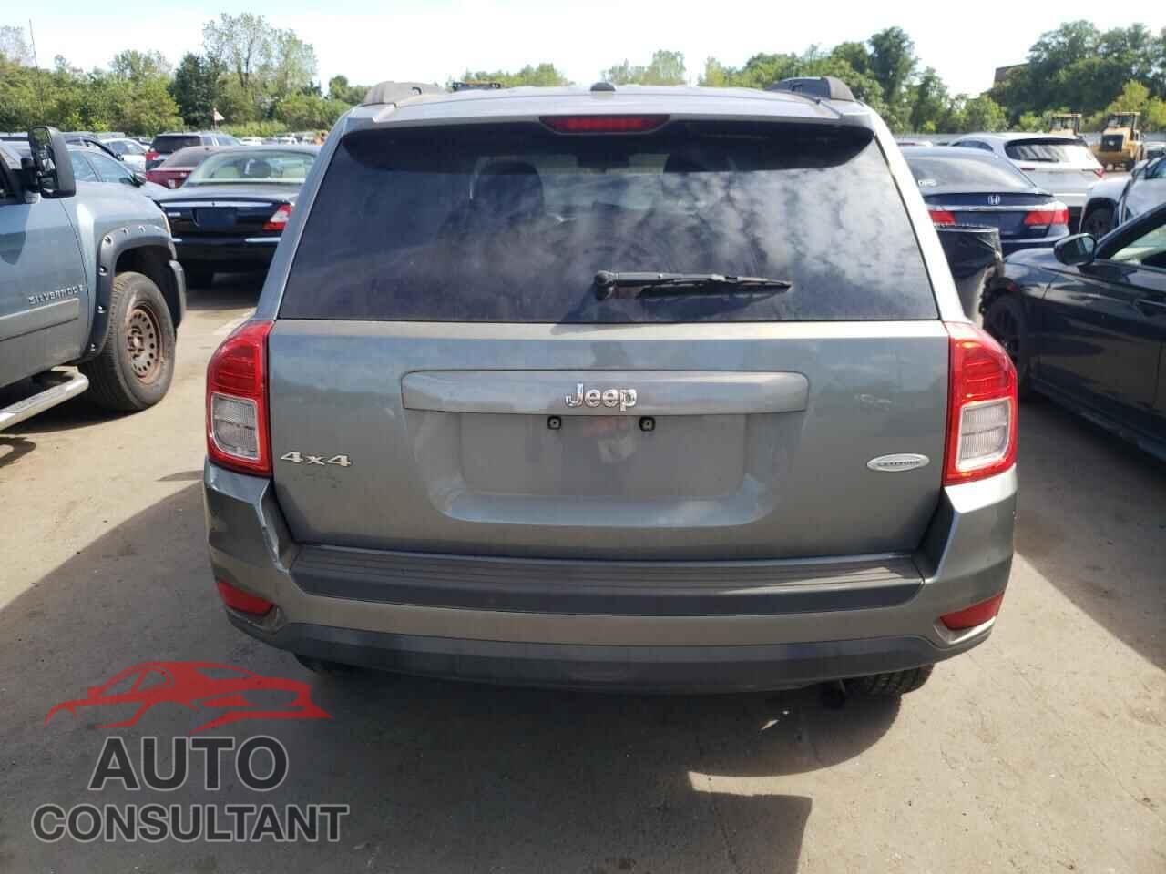 JEEP COMPASS 2011 - 1J4NF1FB9BD277187