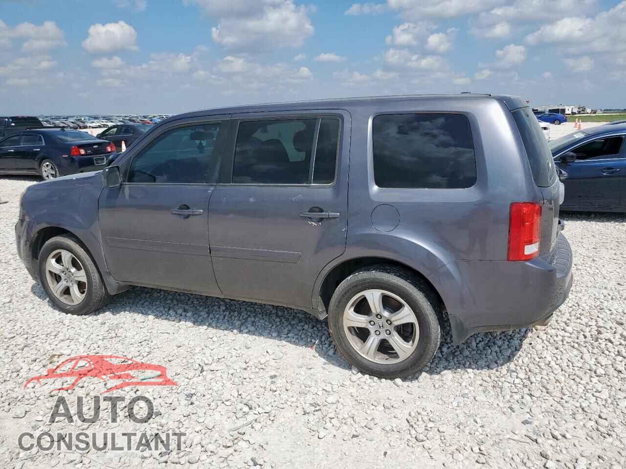 HONDA PILOT 2015 - 5FNYF3H54FB025819