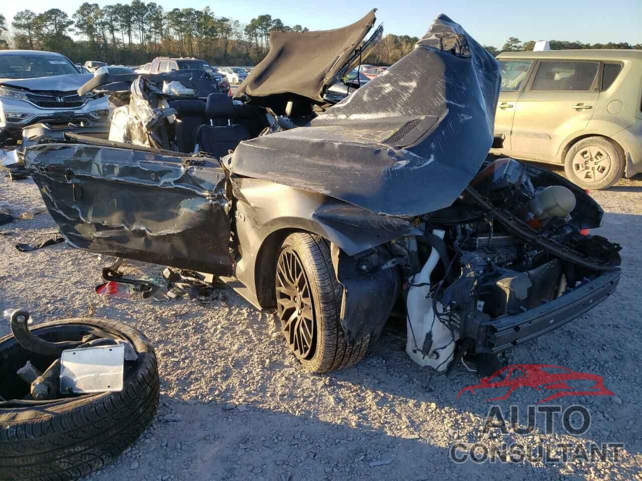 FORD MUSTANG 2019 - 1FA6P8CF8K5196351
