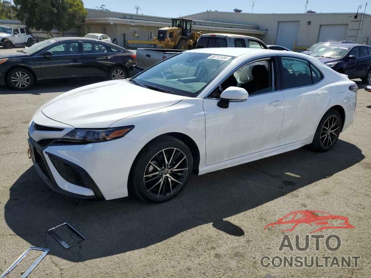 TOYOTA CAMRY 2024 - 4T1G11AKXRU888551