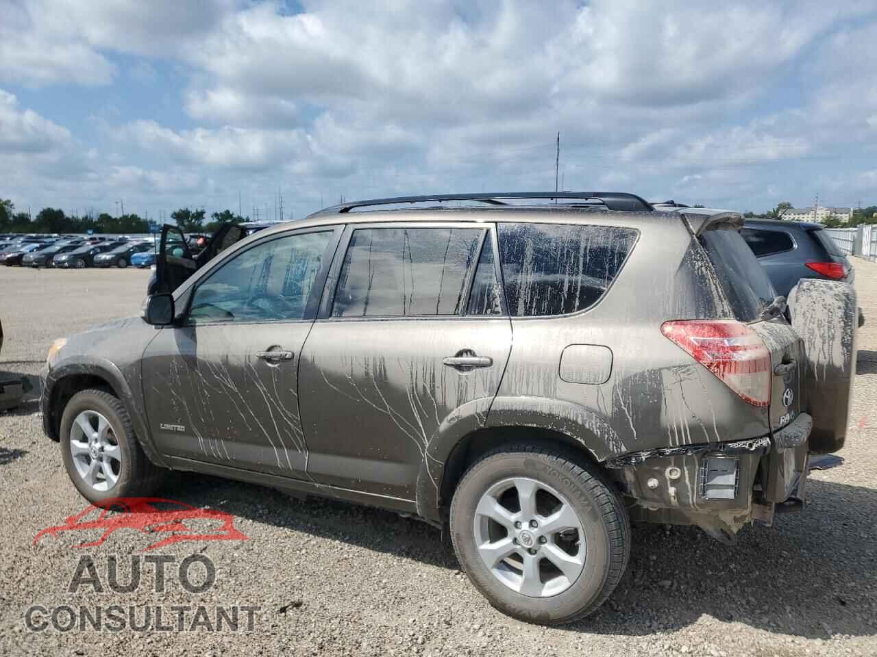 TOYOTA RAV4 2011 - 2T3DF4DV8BW116381