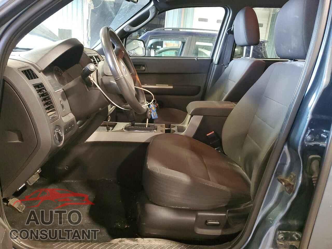 FORD ESCAPE 2010 - 1FMCU9DG3AKC24524