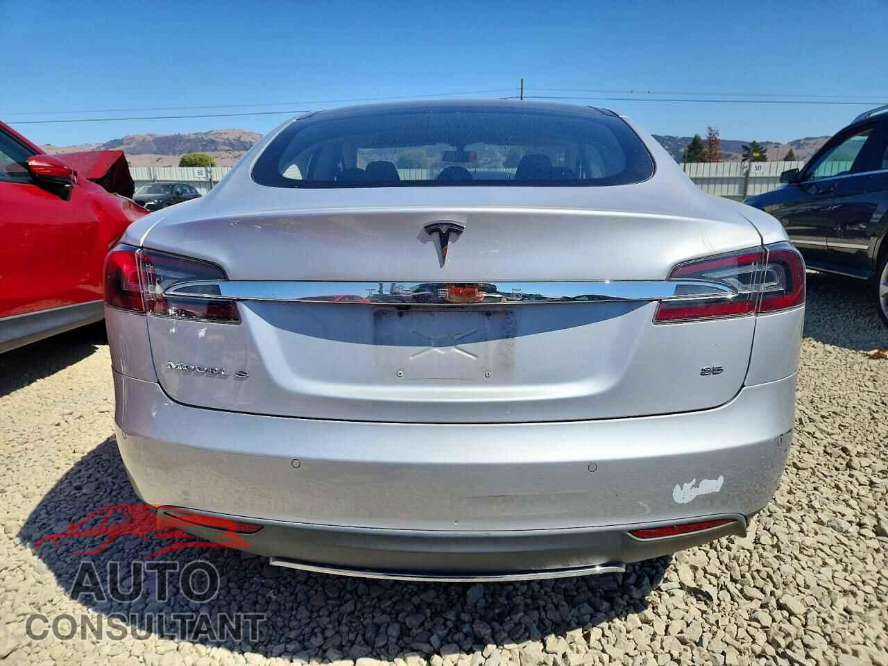 TESLA MODEL S 2014 - 5YJSA1H16EFP49905