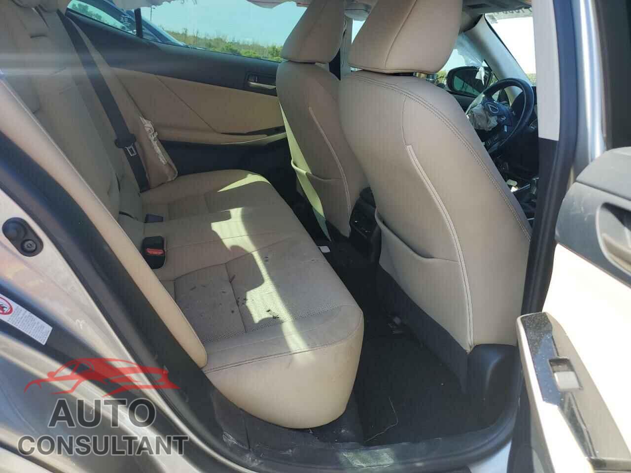 LEXUS IS 2018 - JTHBA1D22J5064096
