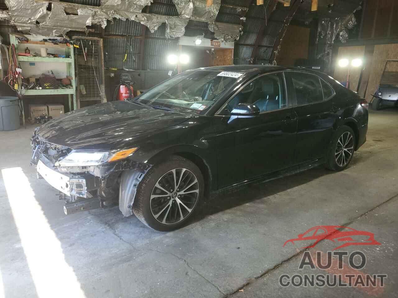 TOYOTA CAMRY 2018 - 4T1B11HK7JU593766