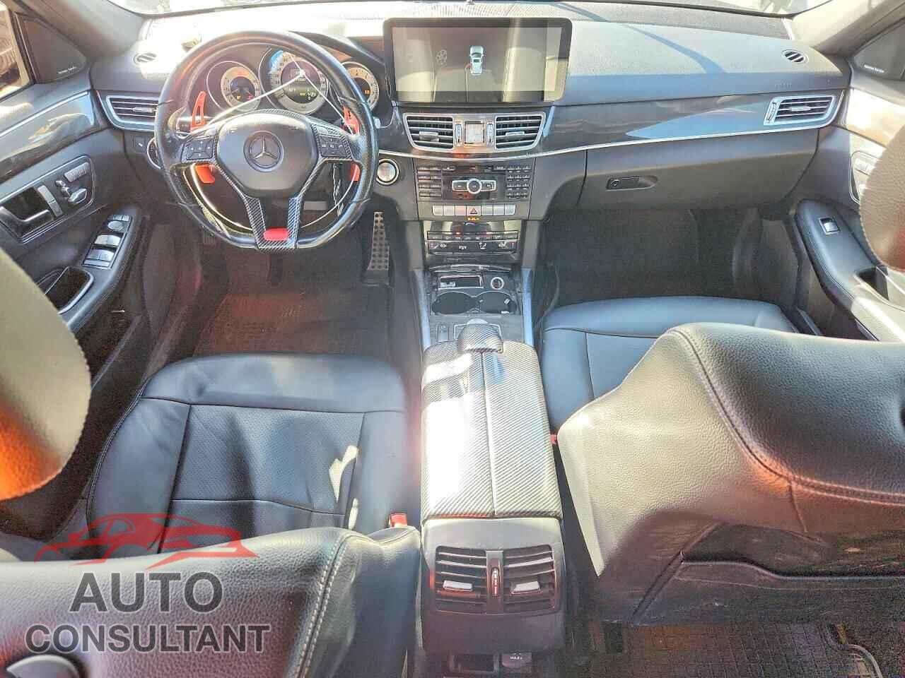MERCEDES-BENZ E-CLASS 2014 - WDDHF8JB8EA824125