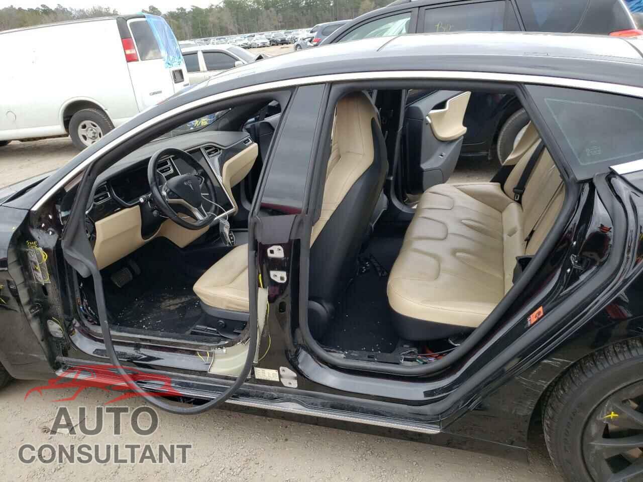TESLA MODEL S 2016 - 5YJSA1E2XGF160159
