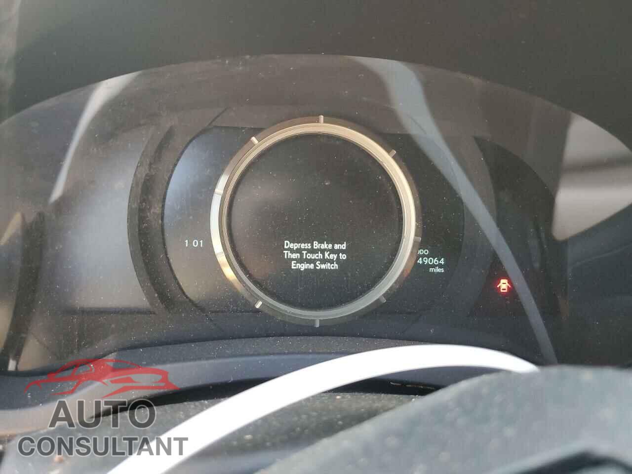 LEXUS IS 2018 - JTHBA1D22J5064132