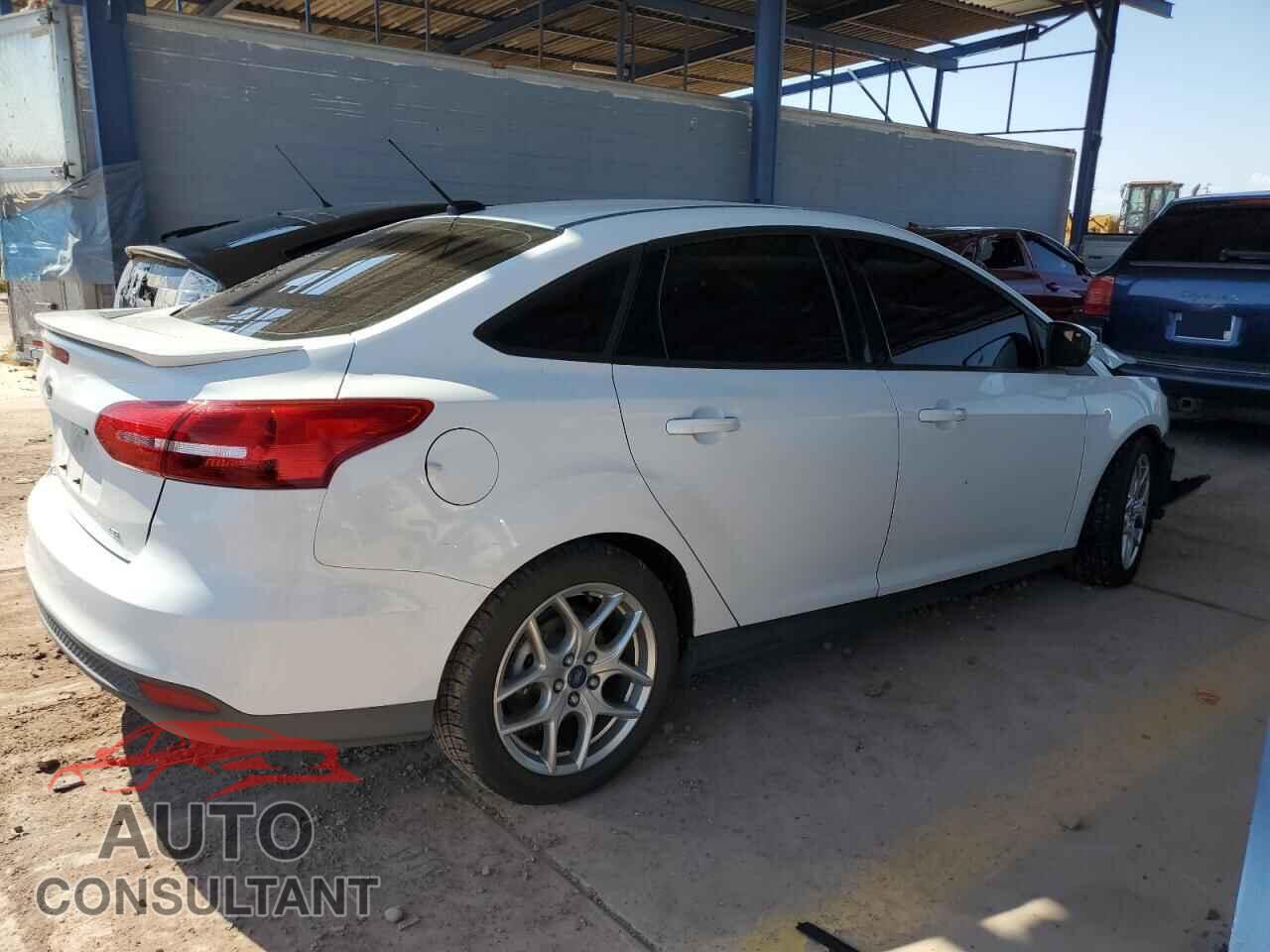 FORD FOCUS 2015 - 1FADP3F20FL221666