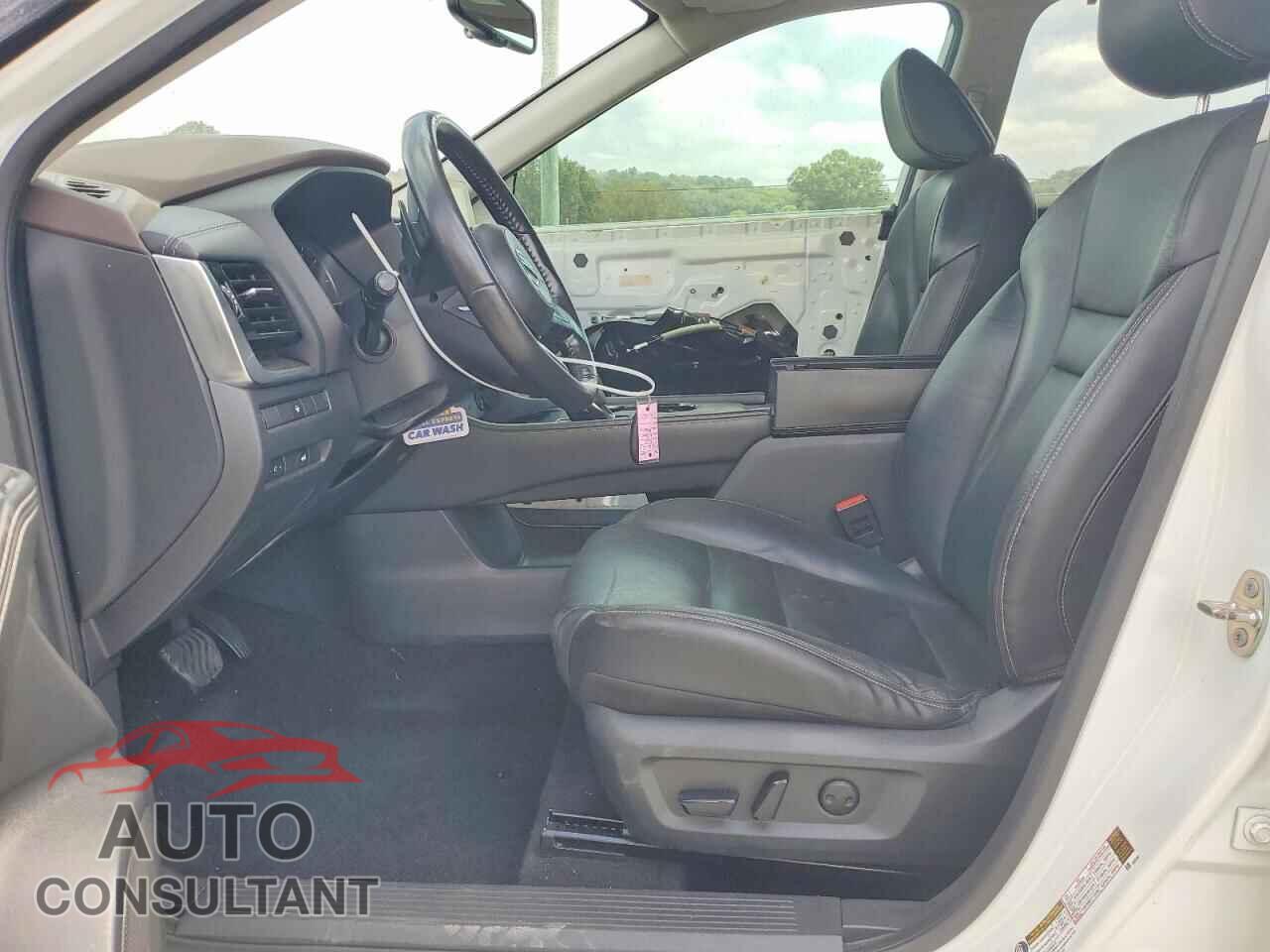 NISSAN ROGUE 2021 - 5N1AT3CA2MC670439