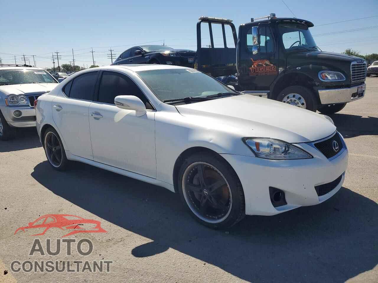 LEXUS IS 2012 - JTHCE5C21C5002984