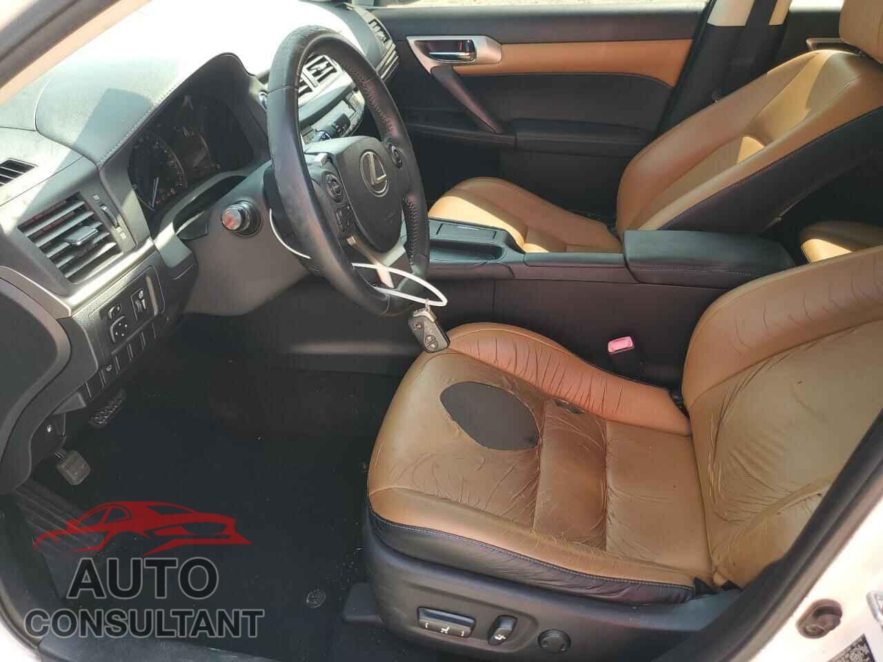 LEXUS CT 200 2014 - JTHKD5BH3E2175933