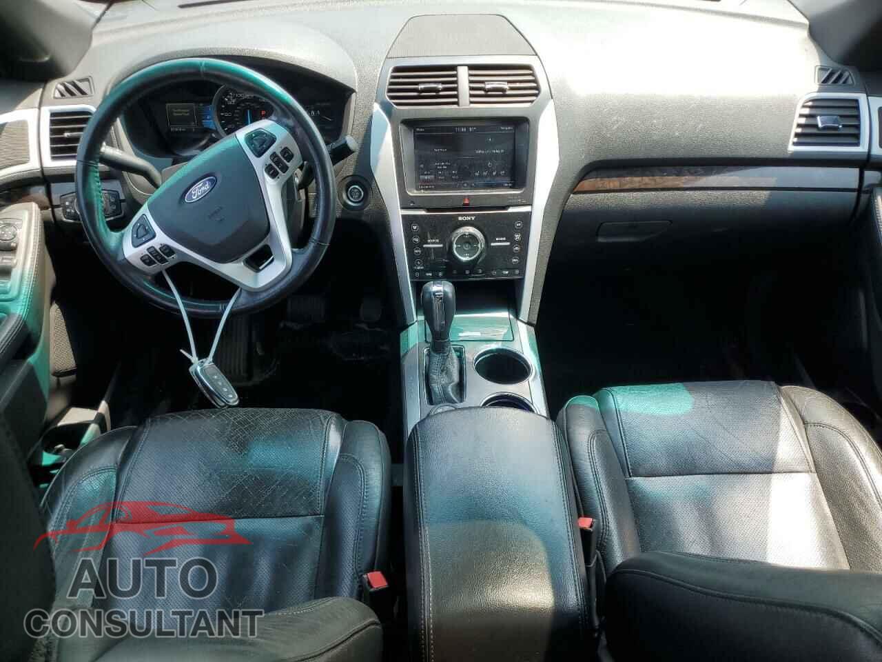 FORD EXPLORER 2011 - 1FMHK8F87BGA24083