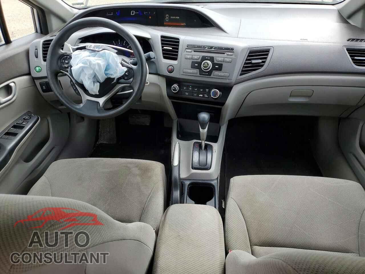HONDA CIVIC 2012 - 2HGFB2F43CH100234