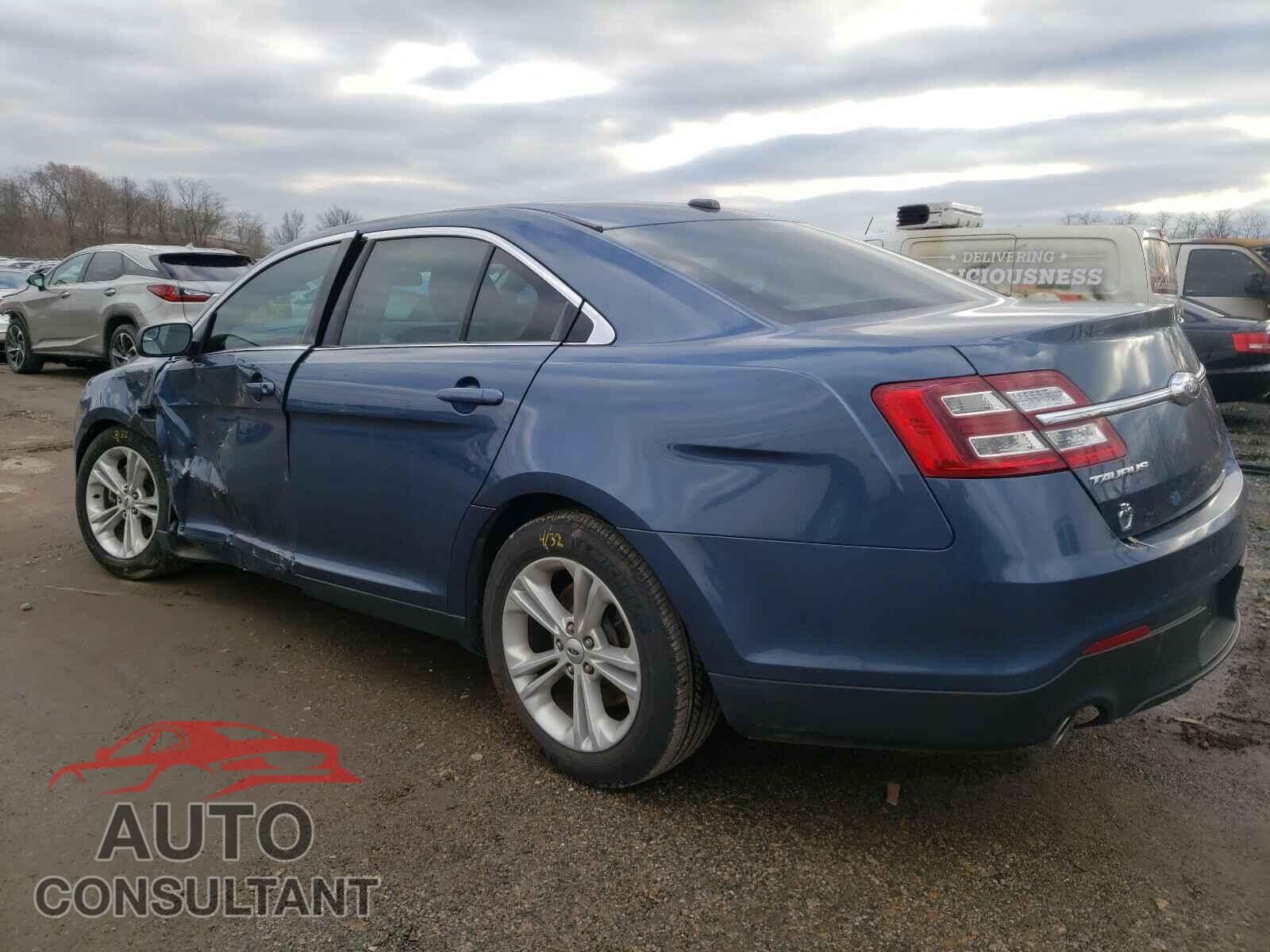 FORD TAURUS 2018 - 1FAHP2D86JG116859