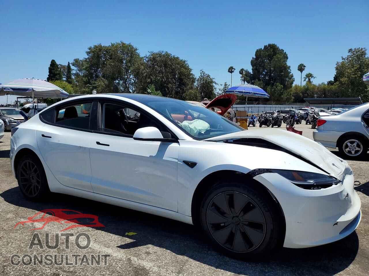 TESLA MODEL 3 2026 - 5YJ3E1EAXTF145106