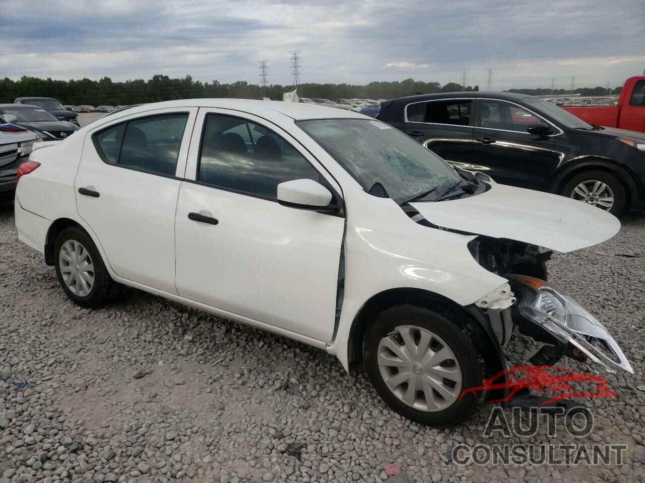 NISSAN VERSA 2018 - 3N1CN7AP7JL815483