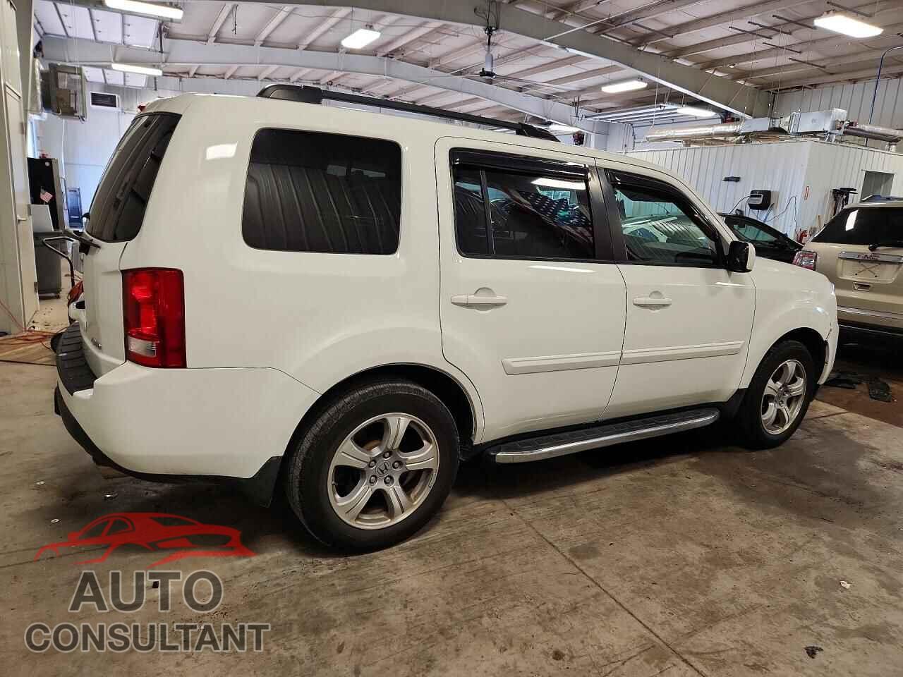 HONDA PILOT 2013 - 5FNYF4H51DB073958