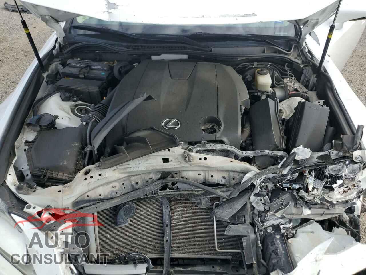 LEXUS IS 2015 - JTHCF1D25F5018615