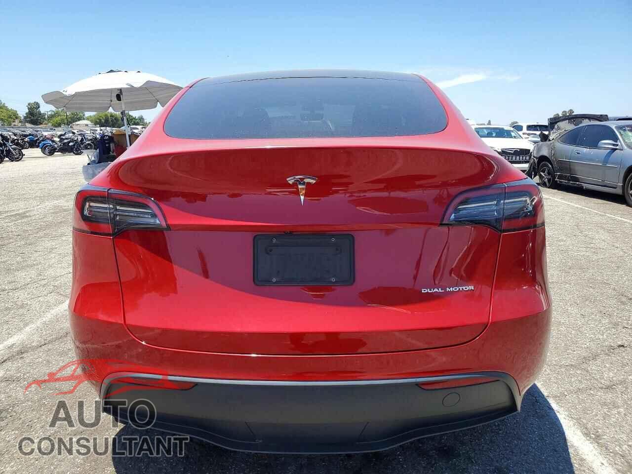 TESLA MODEL Y 2023 - 7SAYGDEE9PA027381