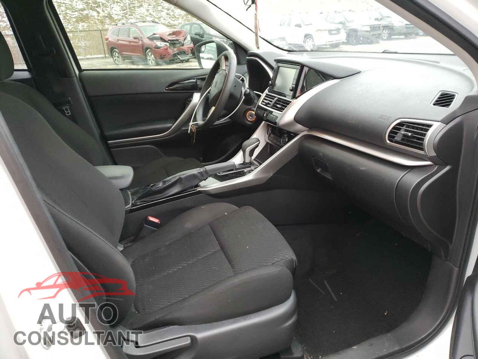 MITSUBISHI ECLIPSE 2018 - JA4AS3AA4JZ040631