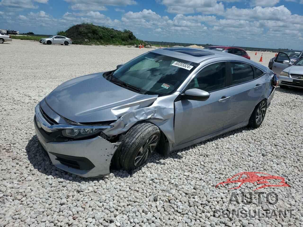 HONDA CIVIC 2018 - 2HGFC2F77JH604368