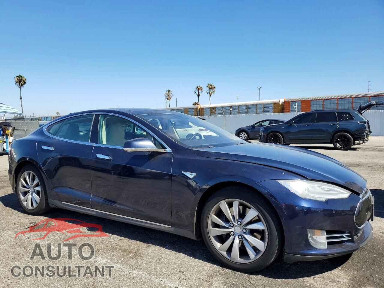TESLA MODEL S 2015 - 5YJSA1S12FFP73371