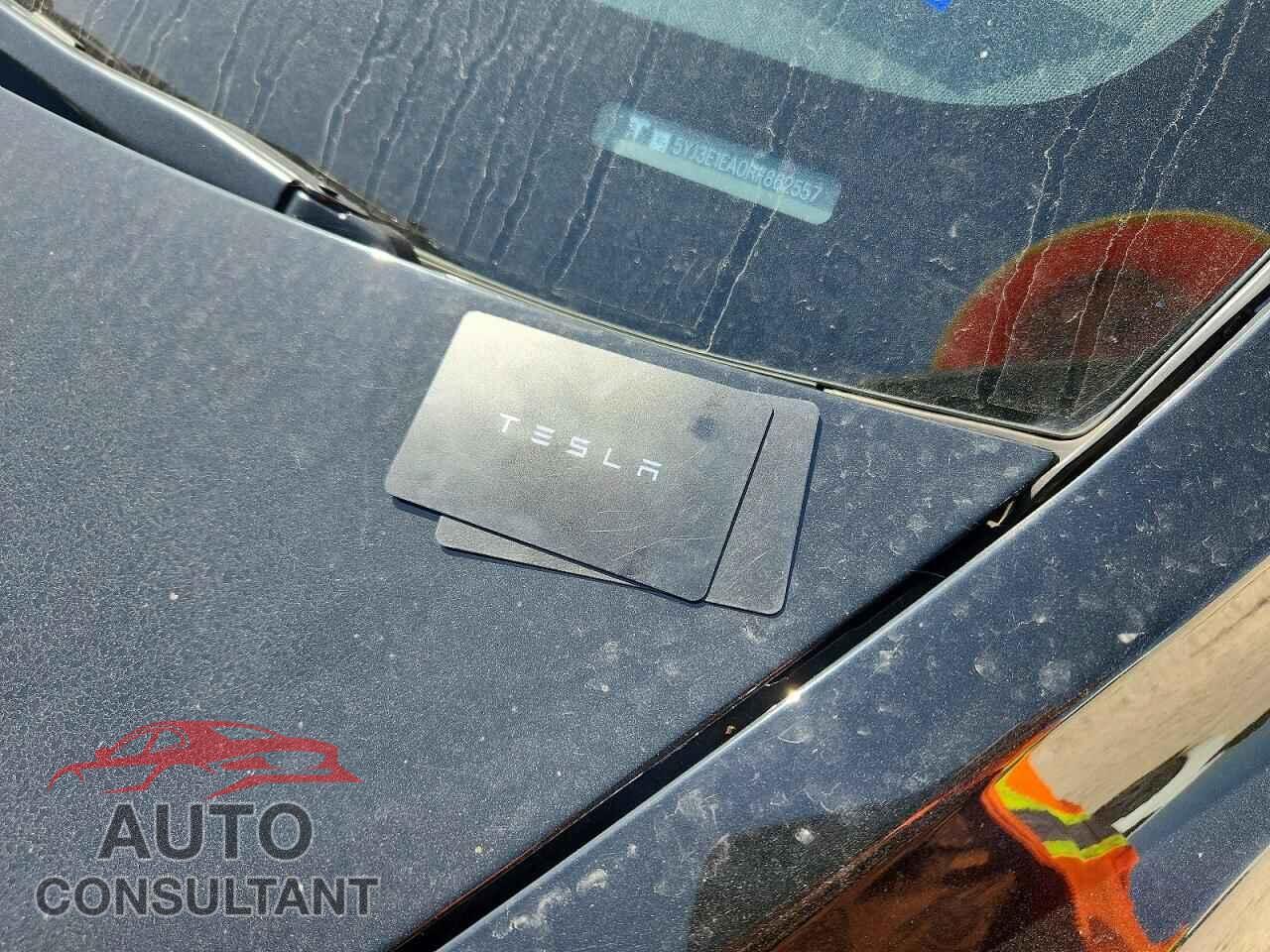 TESLA MODEL 3 2024 - 5YJ3E1EA0RF862557