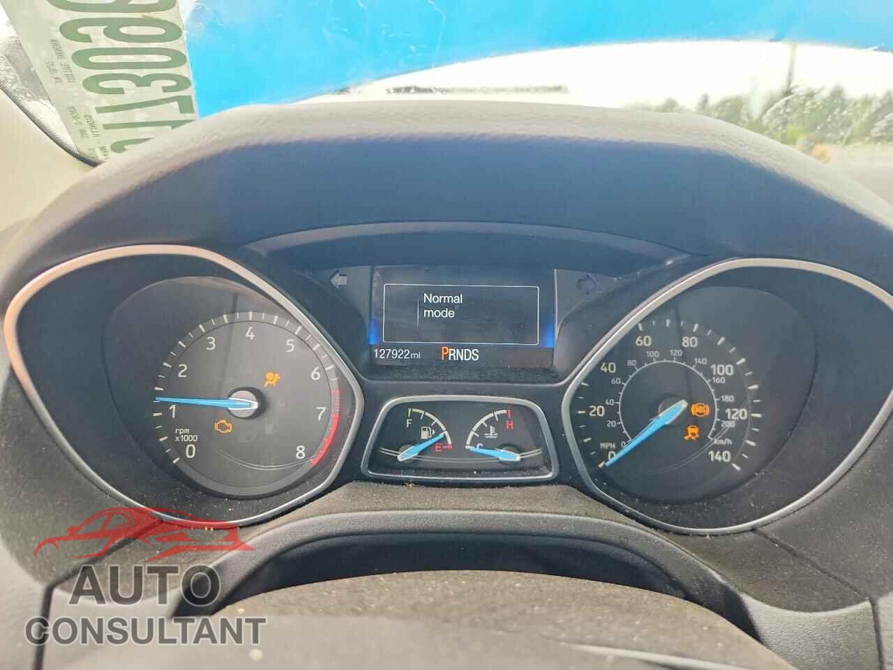 FORD FOCUS 2017 - 1FADP3J23HL205312