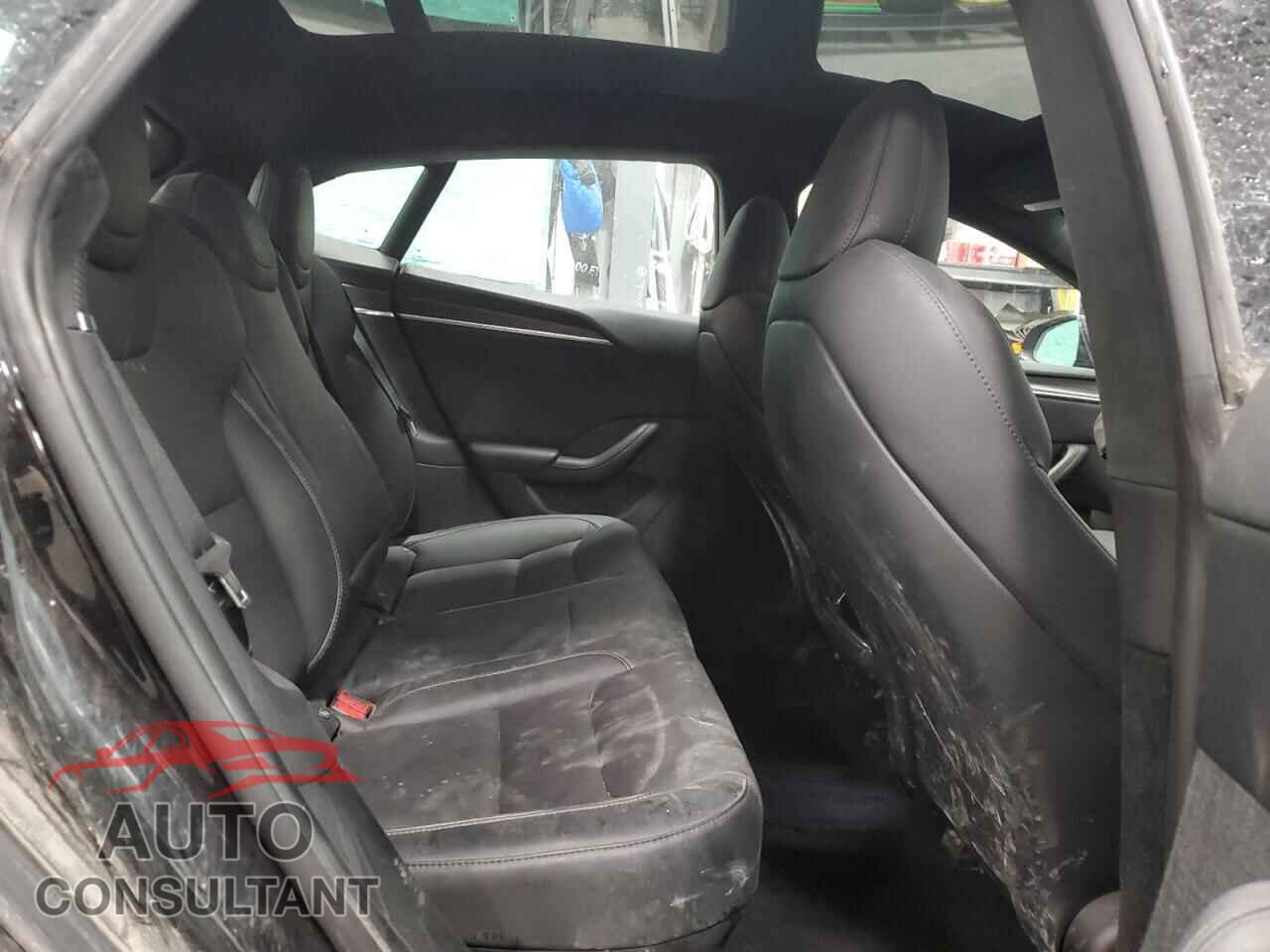 TESLA MODEL S 2021 - 5YJSA1E61MF451910