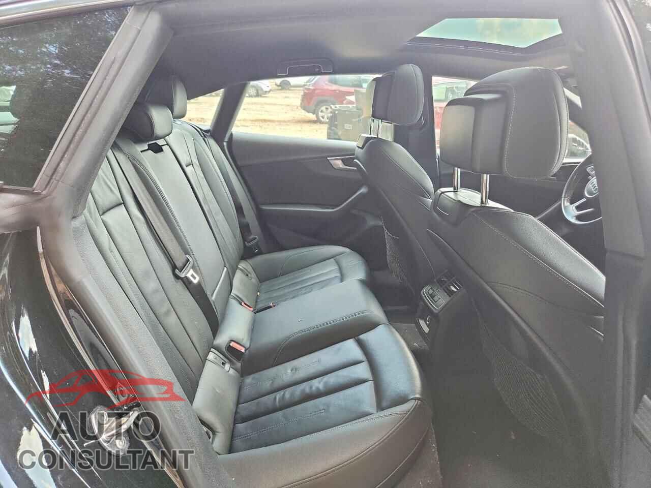 AUDI A5 2021 - WAUDACF55MA044723