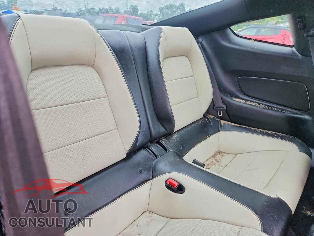 FORD MUSTANG 2020 - 1FA6P8CF2L5125020