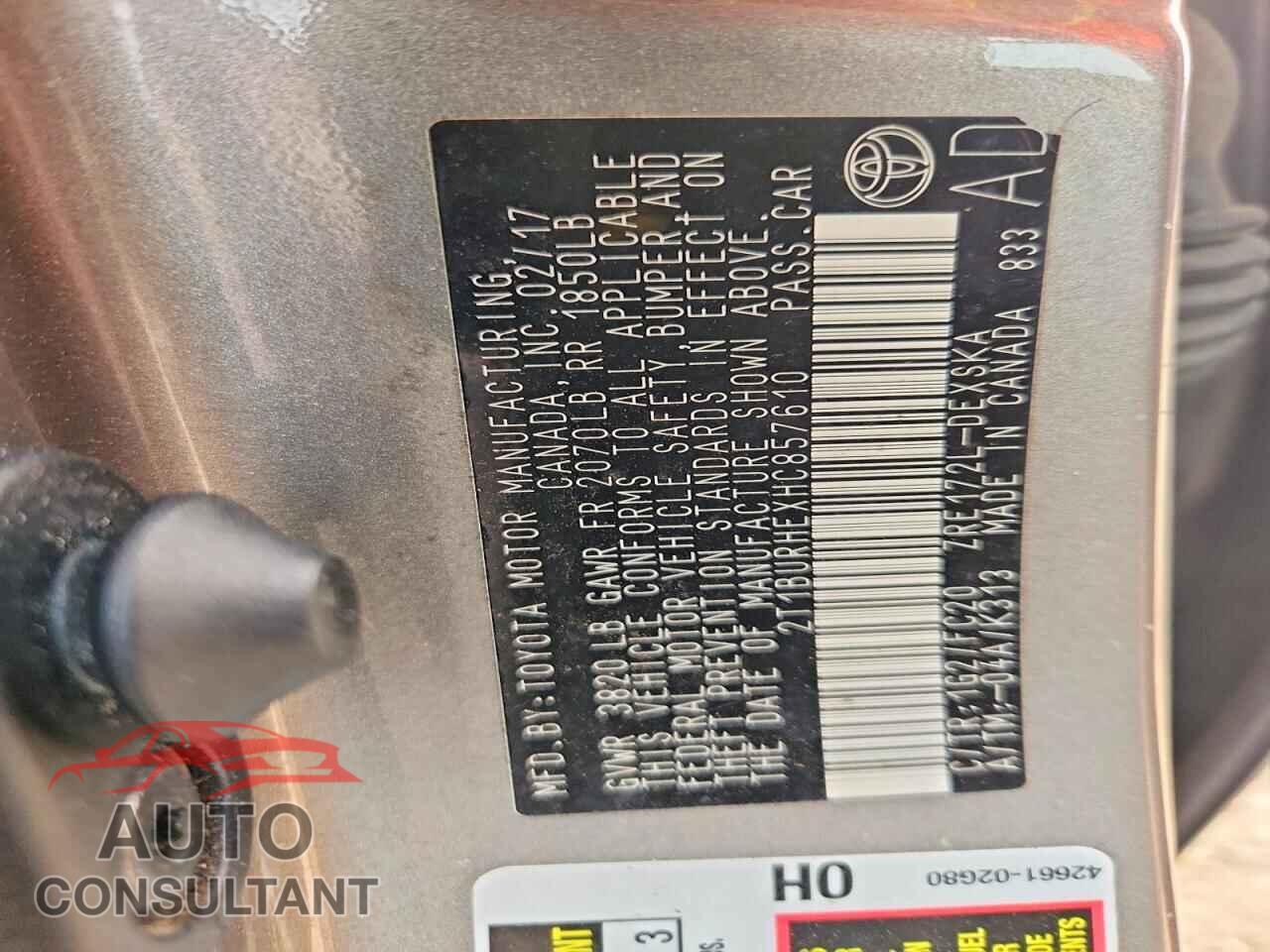 TOYOTA COROLLA 2017 - 2T1BURHEXHC857610