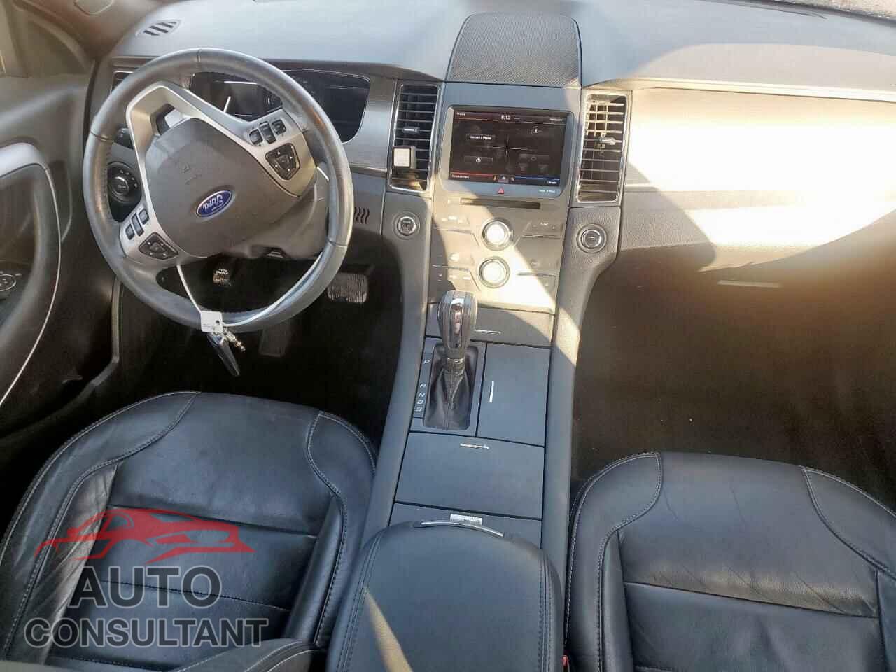 FORD TAURUS 2013 - 1FAHP2E98DG161927