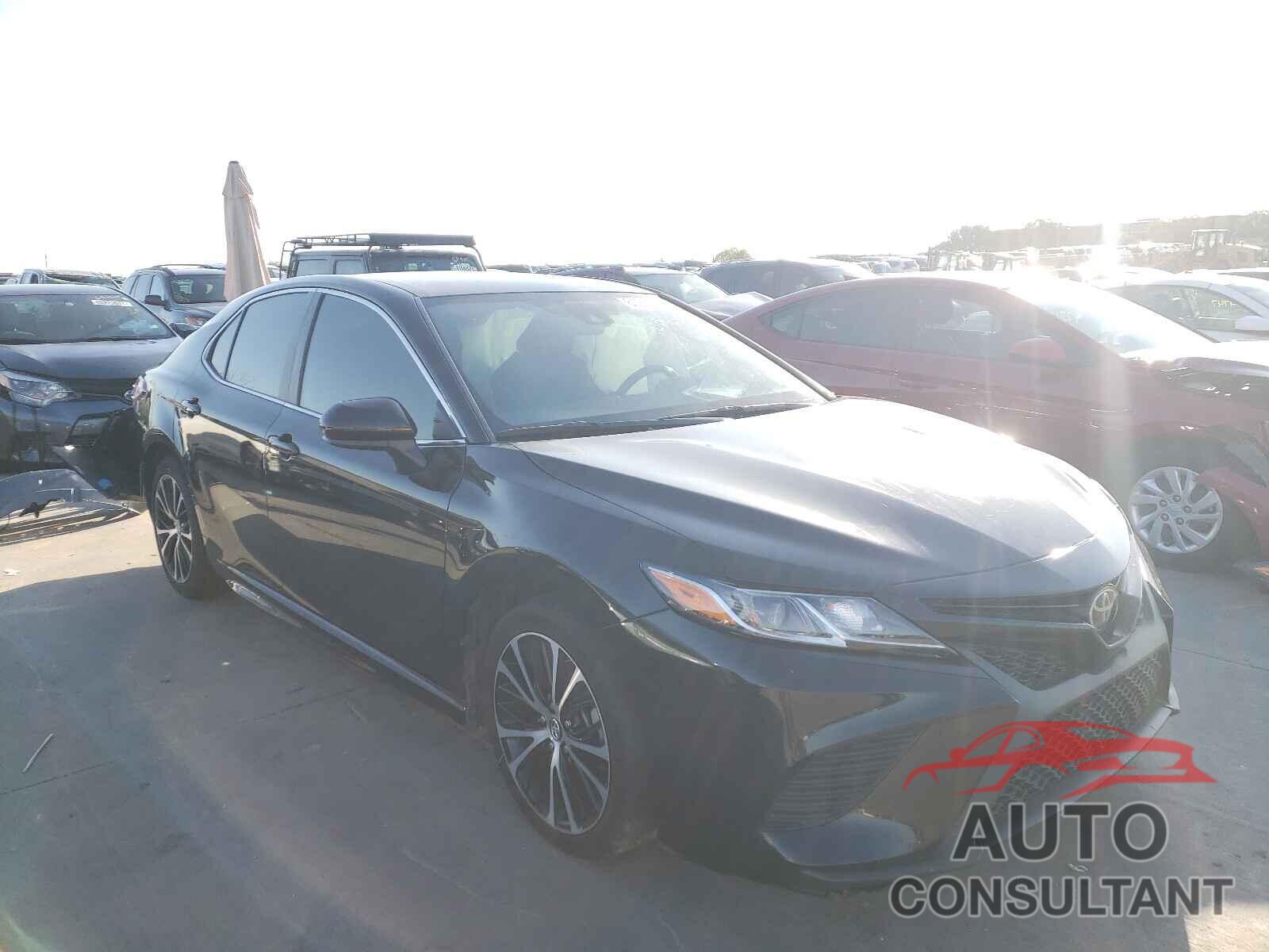 TOYOTA CAMRY 2020 - 4T1G11AK6LU890241