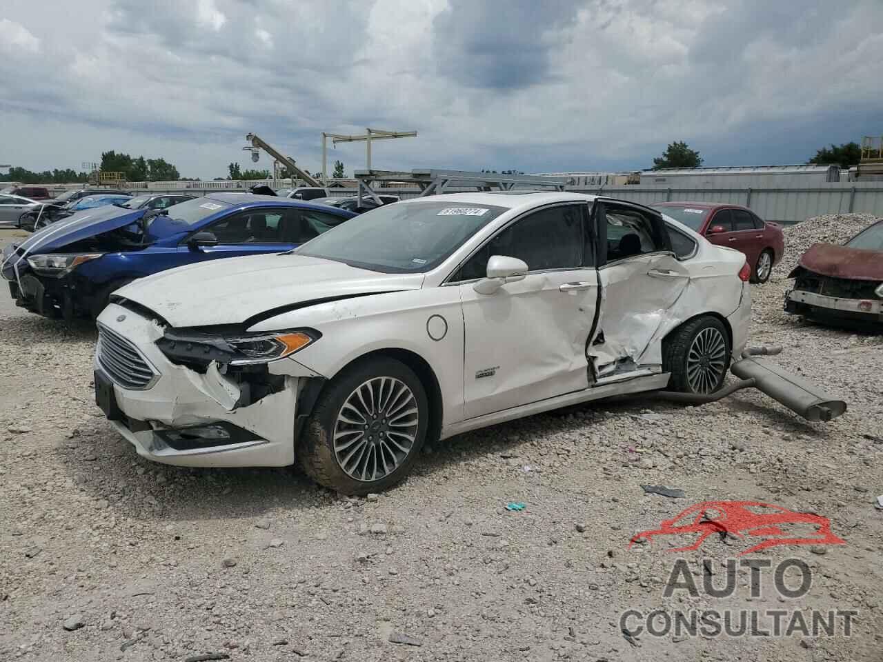 FORD FUSION 2017 - 3FA6P0SU9HR180313