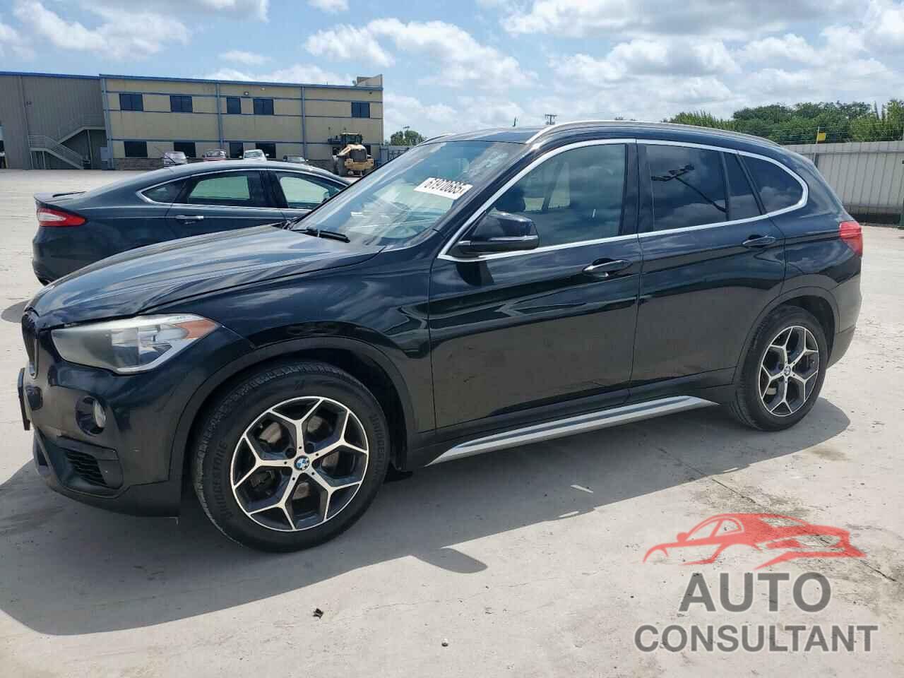 BMW X1 2018 - WBXHU7C34J3H43059
