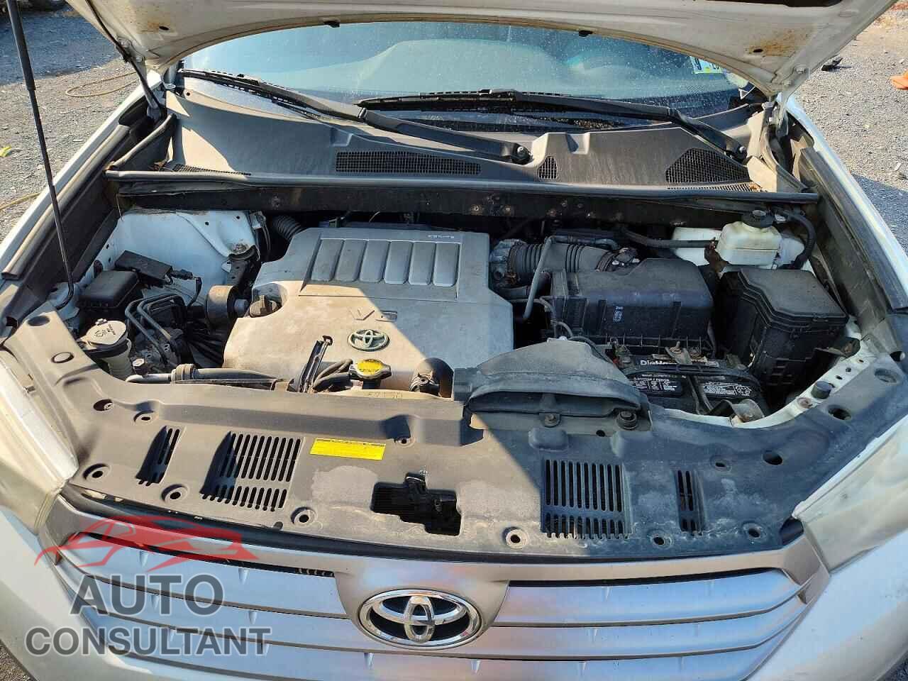 TOYOTA HIGHLANDER 2013 - 5TDBK3EH8DS254884