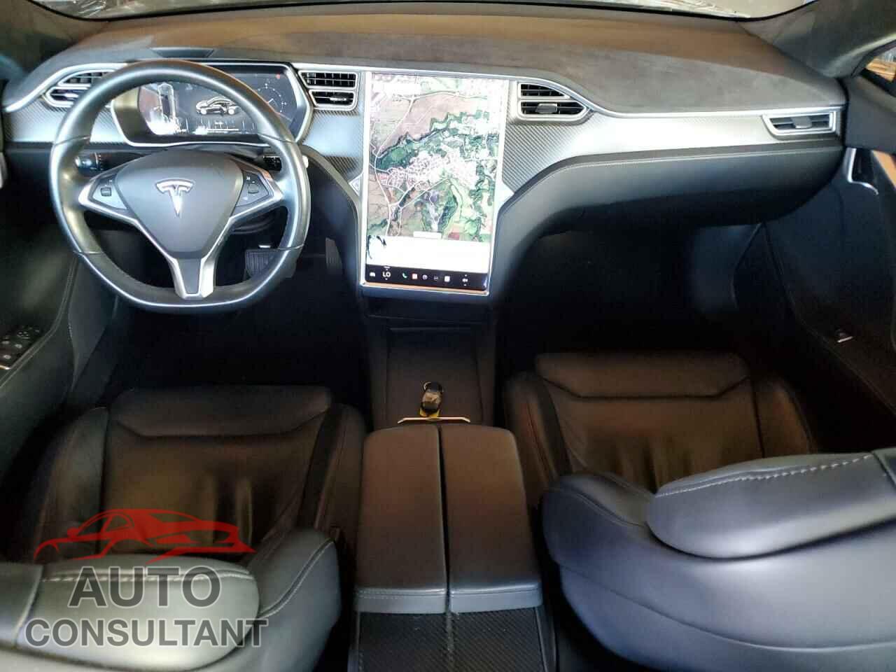 TESLA MODEL S 2017 - 5YJSA1E20HF198419