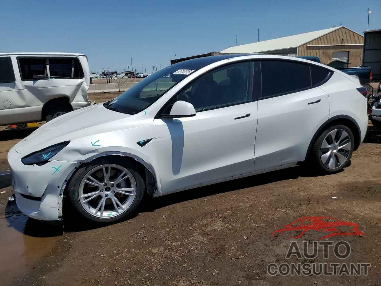 TESLA MODEL Y 2021 - 5YJYGAEE6MF262153