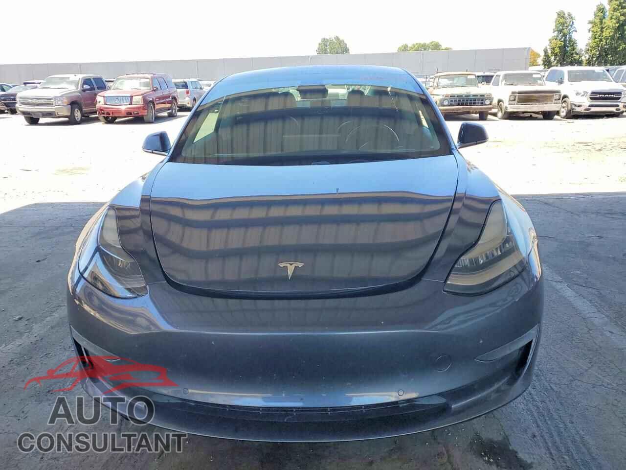 TESLA MODEL 3 2019 - 5YJ3E1EA9KF400164