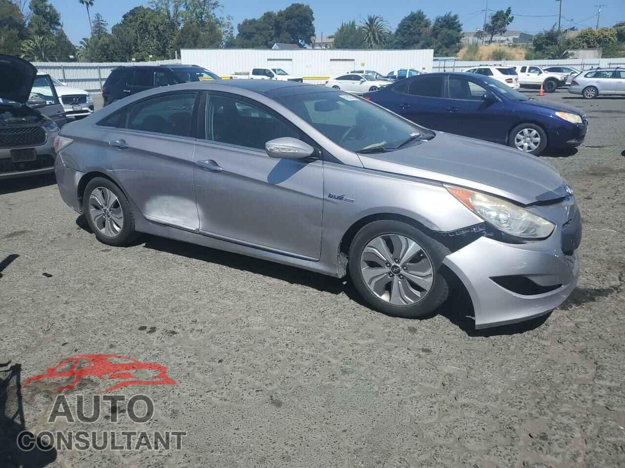 HYUNDAI SONATA 2013 - KMHEC4A4XDA051331