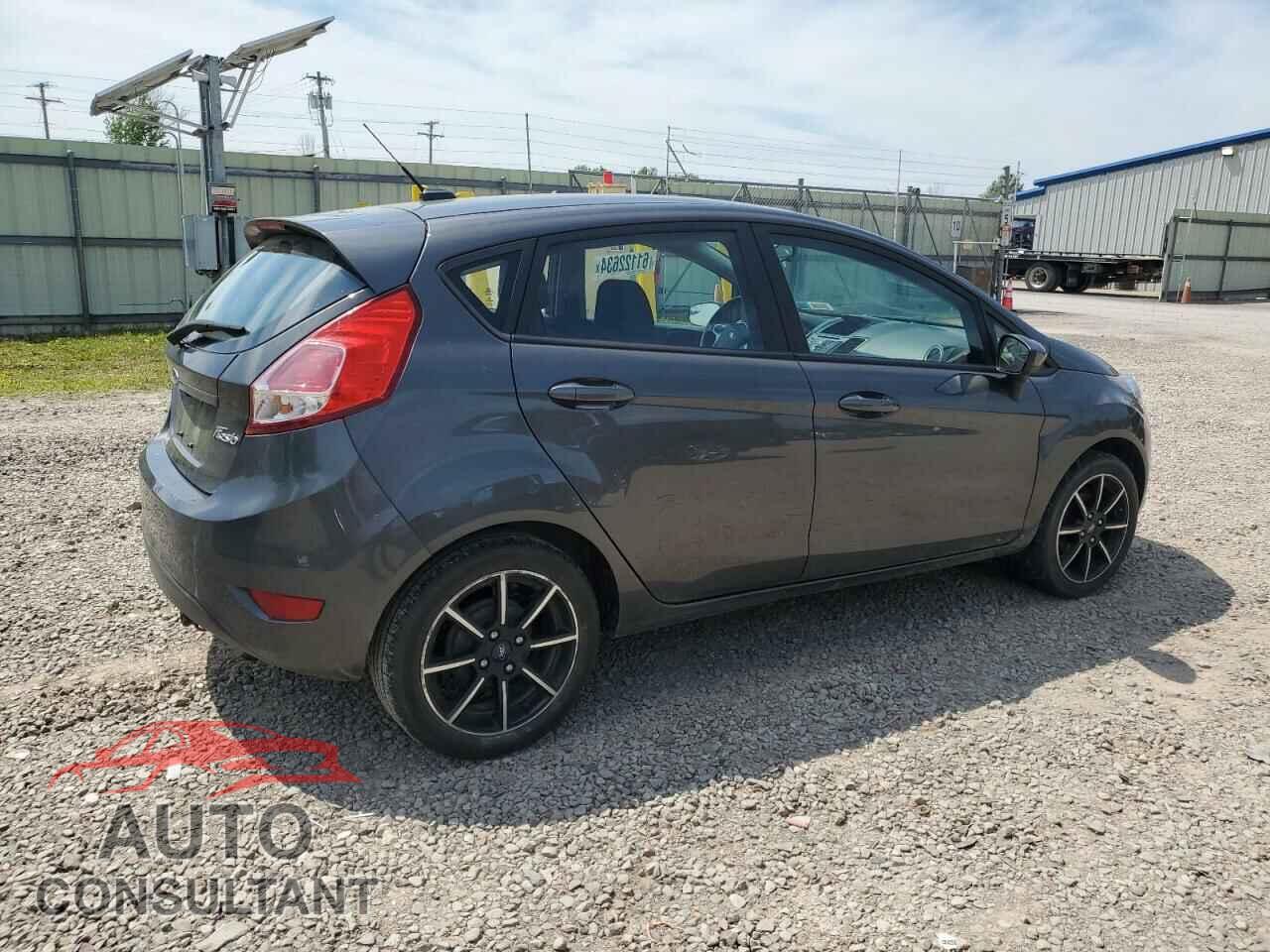 FORD FIESTA 2018 - 3FADP4EJ3JM106498