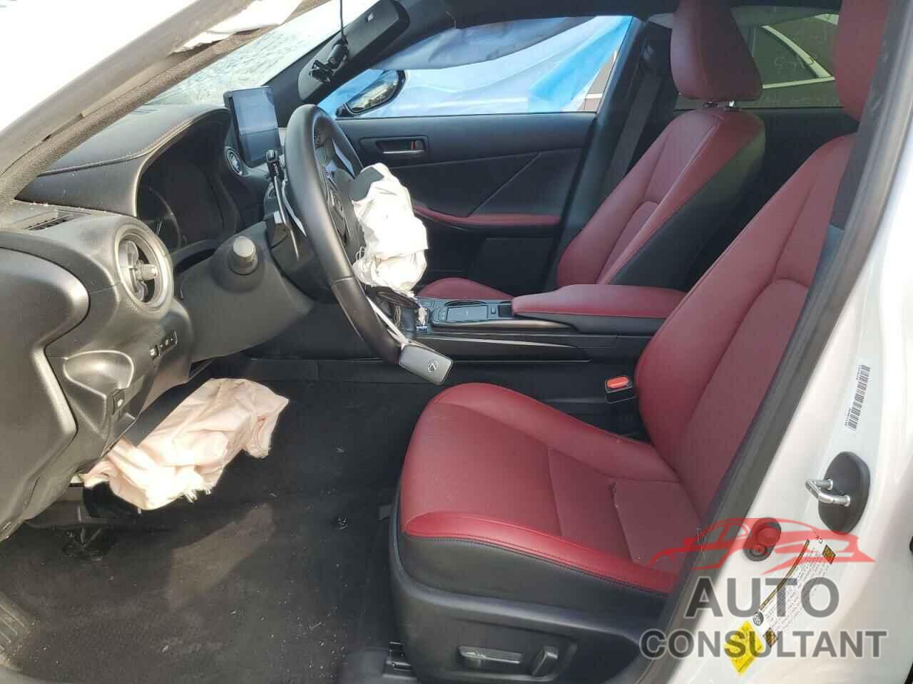 LEXUS IS 2021 - JTHAA1D26M5113672