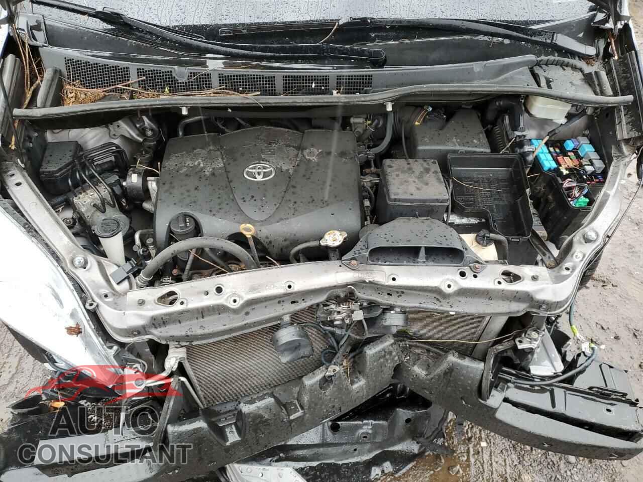 TOYOTA SIENNA 2017 - 5TDYZ3DC2HS779098