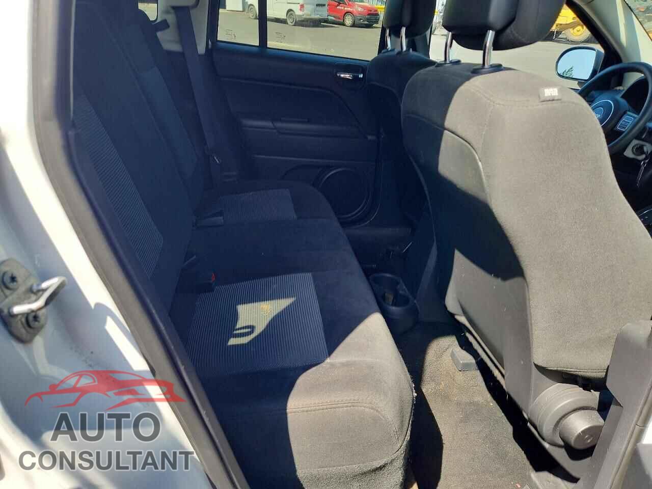JEEP COMPASS 2017 - 1C4NJDBB9HD106332