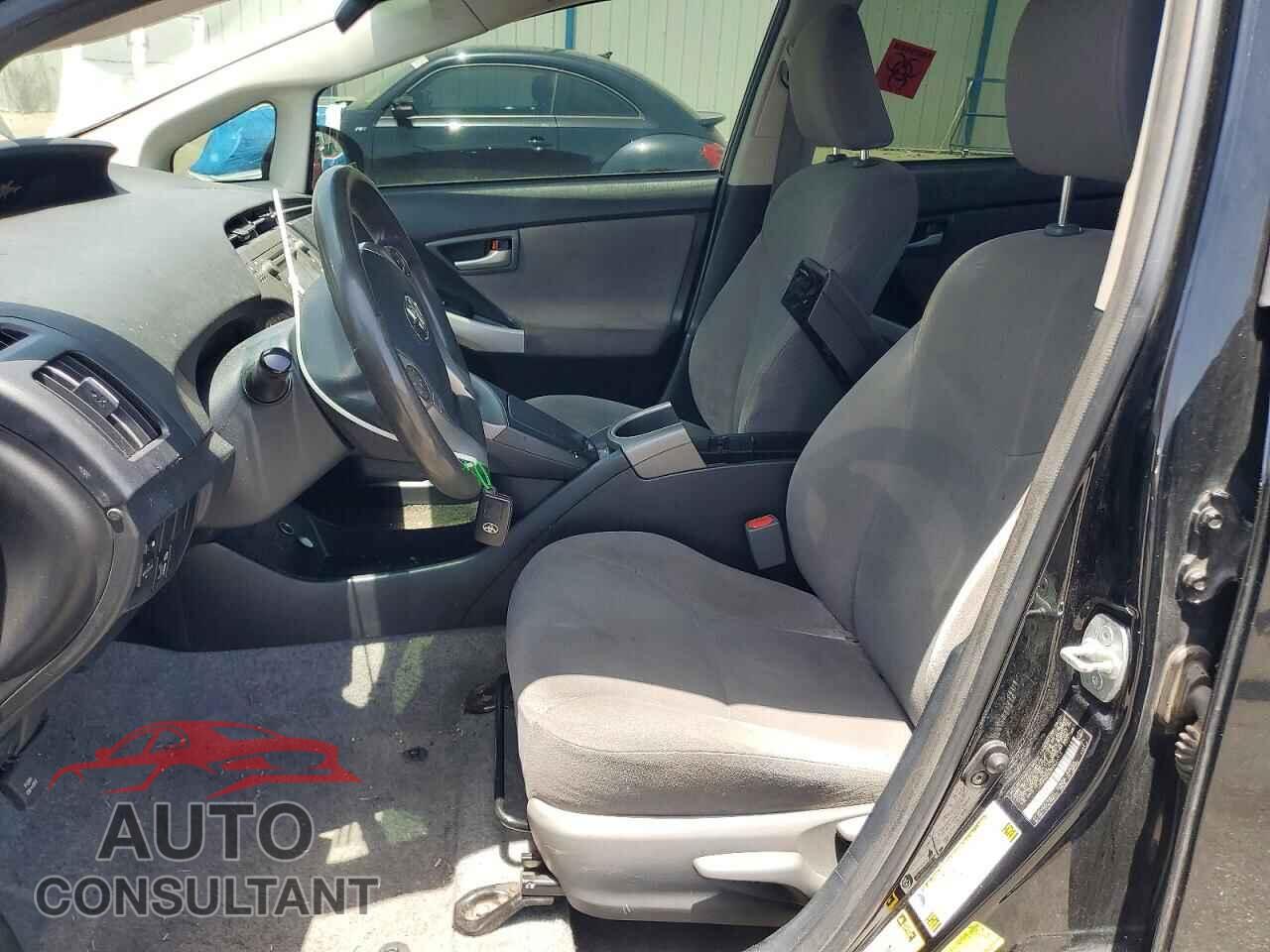 TOYOTA PRIUS 2015 - JTDKN3DU3F0449318